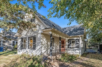839 Englewood Ave, Saint Paul, MN 55104