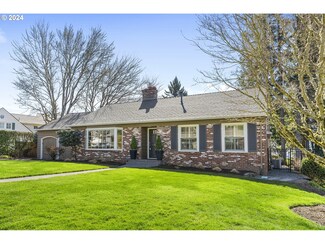 5500 SW Downs View Ct, Portland, OR 97221