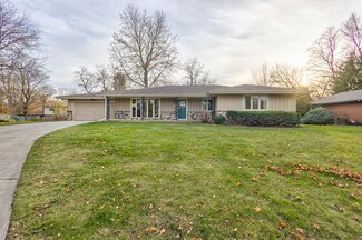 4699 Brougham Dr, Rockford, IL 61114