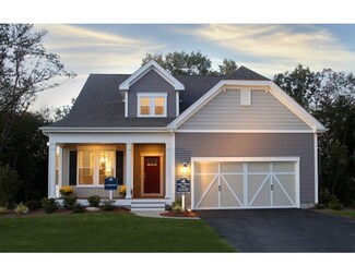459 River Rd Unit 197, Andover, MA 01810