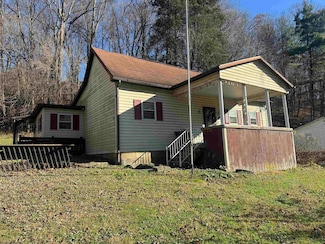 5961 Fairmont Rd, Rivesville, WV 26588