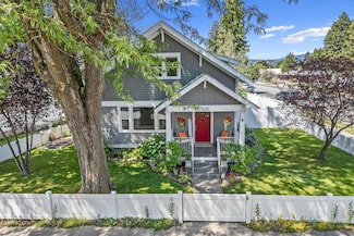 102 S Stevens St, Chewelah, WA 99109