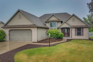 1411 Twin Flower Dr, Goshen, IN 46526