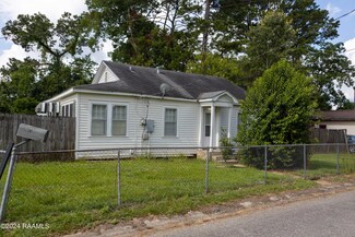 615 W Bertheaud Ave, Opelousas, LA 70570