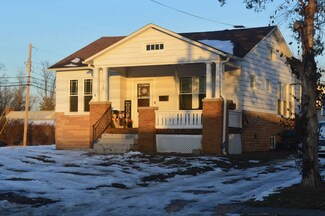 510 N 1st St, Fairfield, IL 62837