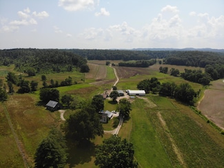 940 Town Branch Rd, Jeffersonville, KY 40337