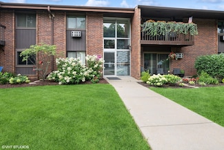 1270 Wisconsin St Unit 210A, Lake Geneva, WI 53147