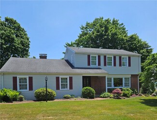 16 Windsor St, Indiana, PA 15701