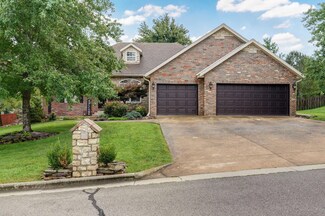 848 Scenic View Ct, Nixa, MO 65714