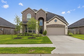 12114 Champions Forest Dr, Mont Belvieu, TX 77523