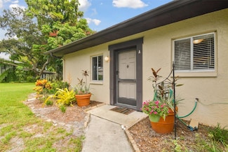 2934 Lichen Ln Unit A, Clearwater, FL 33760