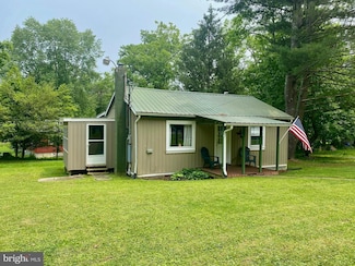 3815 Capon River Rd, Capon Bridge, WV 26711