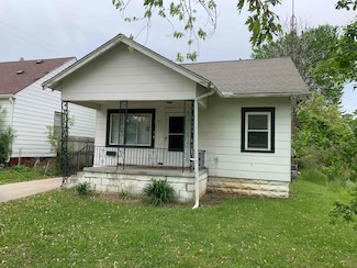 1405 Lincoln Dr, Flint, MI 48503