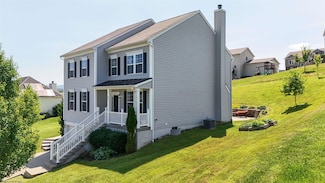 607 Hayfield St, Morgantown, WV 26508