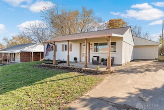 1421 Ironwood Dr, Fairborn, OH 45324