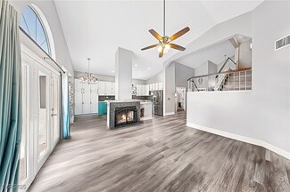 9405 Crosspointe Ave, Las Vegas, NV 89117