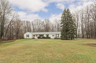 14286 Main Market Rd, Hiram, OH 44234