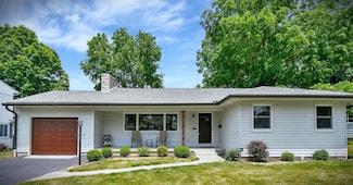 262 Winter Dr, Worthington, OH 43085