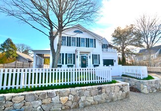147 S Water St, Edgartown, MA 02539
