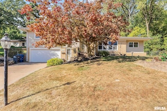 740 Mississippi Blvd, Bettendorf, IA 52722