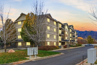 1245 E Privet Dr Unit 429, Salt Lake City, UT 84121