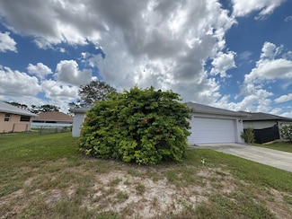 3311 NW Juanita Place, Cape Coral, FL 33993