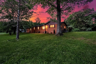 106 Craighead Rd, Tullahoma, TN 37388