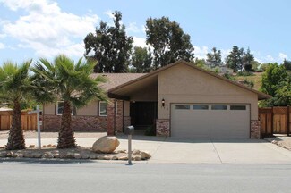 742 Marks Dr, Hollister, CA 95023