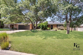 1308 Tejas Trail, Dalhart, TX 79022