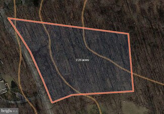 323 Wolf Rock Rd, Paradise, PA 17562