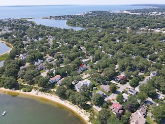 59 Toledo St, Teaticket, MA 02536