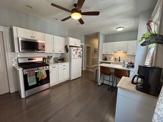 250 Poplar St Unit 2, Roslindale, MA 02131
