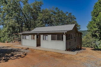 180 Iris Way, West Point, CA 95255