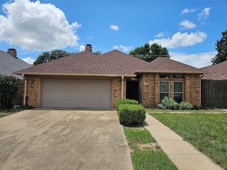 1605 High Crest Ct, Irving, TX 75061