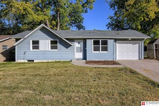 6056 Camden Ave, Omaha, NE 68104