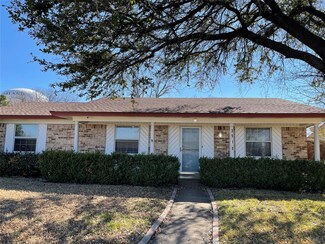 3918 Burning Tree Ln, Garland, TX 75042