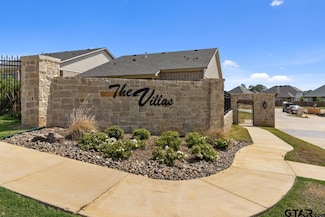 9236 Villas Ct, Tyler, TX 75703
