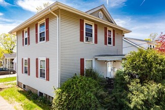 2 Elizabeth St, Taunton, MA 02780