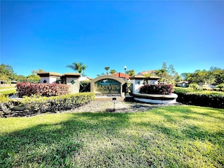 18106 Peregrines Perch Place Unit 5205, Lutz, FL 33558