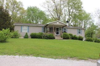 8250 N Seminole Place, Walkerton, IN 46574