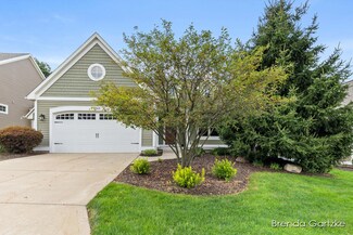 4165 W Gables Ct NE, Grand Rapids, MI 49525
