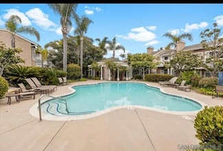 8585 Via Mallorca Unit 231, La Jolla, CA 92037