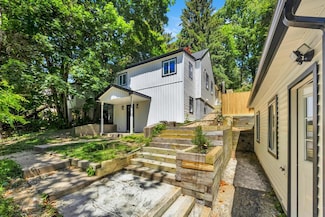 63 Ridgeway Ave, Setauket, NY 11733
