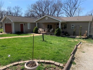 4609 Pogue Dr, House Springs, MO 63051