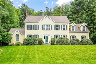 17 Bridle Path, Walpole, MA 02081