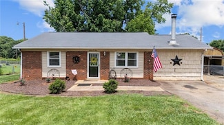 1609 Bridlington Rd, Kernersville, NC 27284