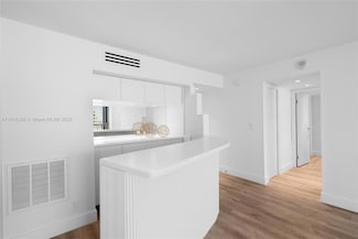 2655 Collins Ave Unit 2408, Miami Beach, FL 33140