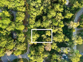 233 Rolling Hill Dr, Daphne, AL 36526