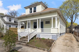 131 Carr St, Providence, RI 02905