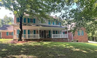 1122 Longview Dr, Hendersonville, TN 37075